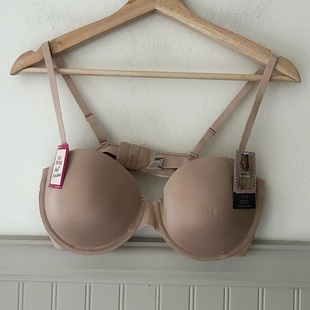 ⭐️ NEW Maidenform 36C Light Nude Smooth Finish Convertible Bra